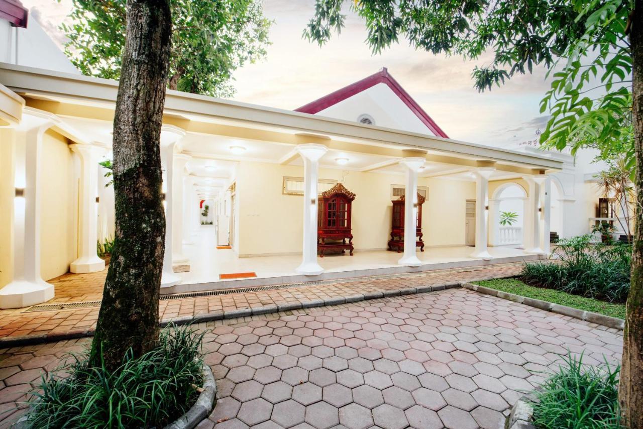 Tirtodipuran Hotel By Natts Hospitality Indonesia Yogyakarta Eksteriør bilde
